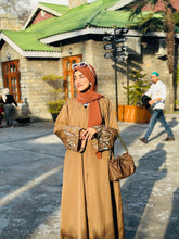 TERRACOTTA GRACE